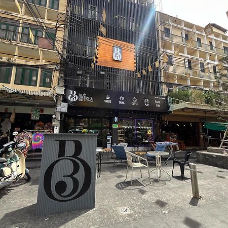 Bud Brew Beyond Dispensary And Hotel Бангкок Экстерьер фото